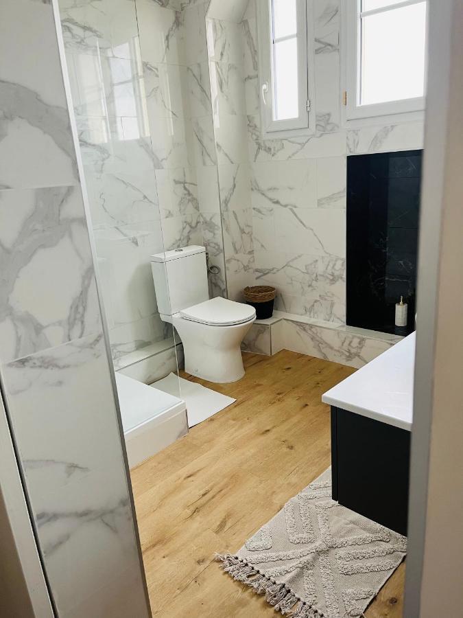 Appartement Plein Centre Ville D'אלפורטוויל מראה חיצוני תמונה